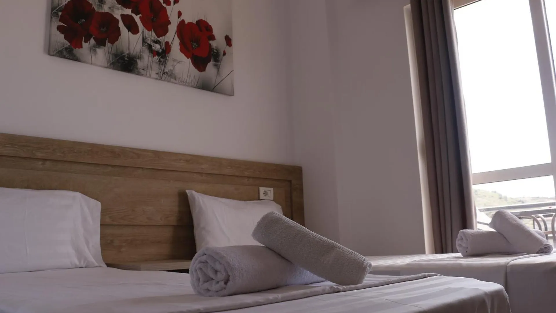 Velco Bb Himara Bed and Breakfast Himare