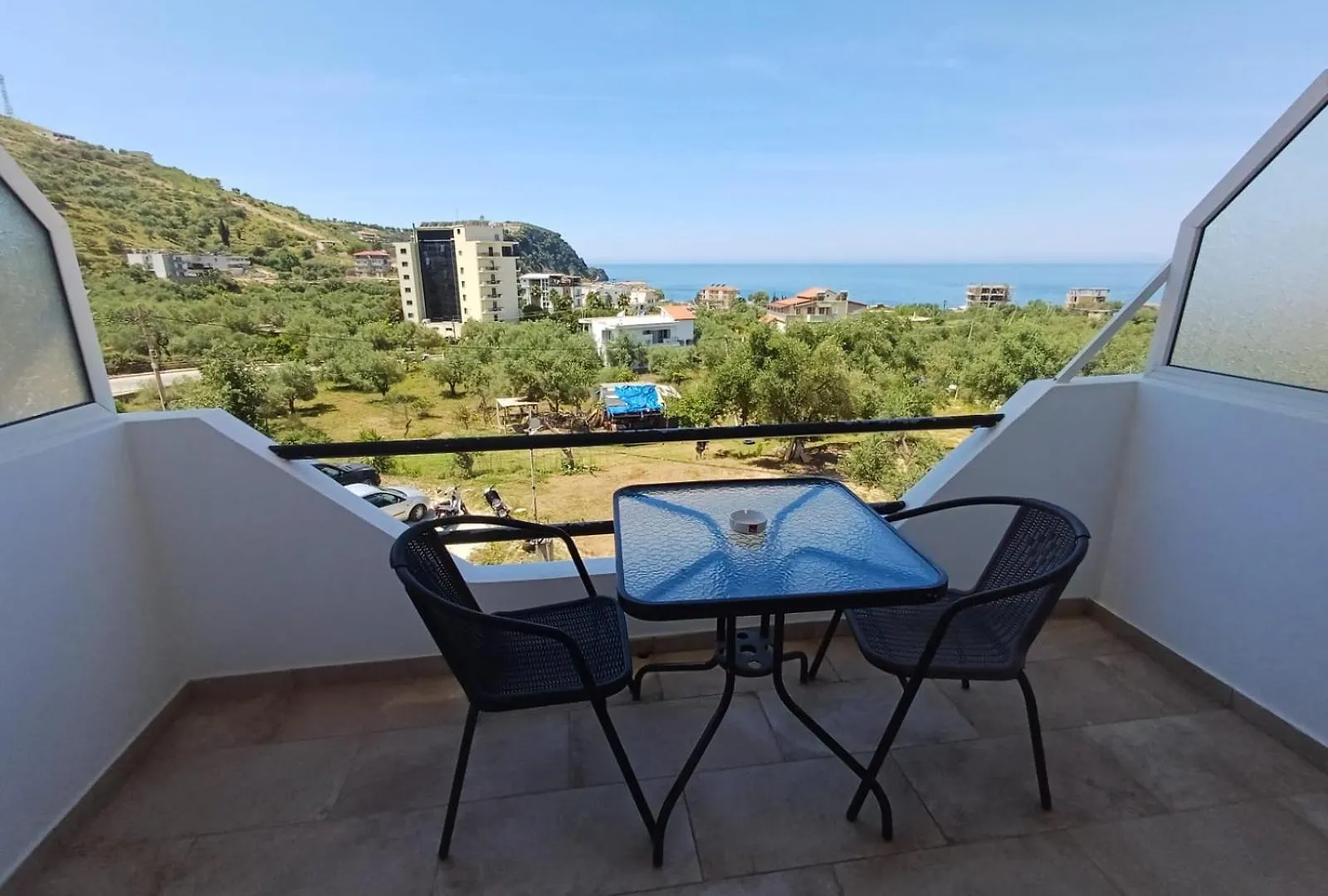Velco Bb Himara Bed & Breakfast